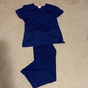 NURSING SCRUB SET